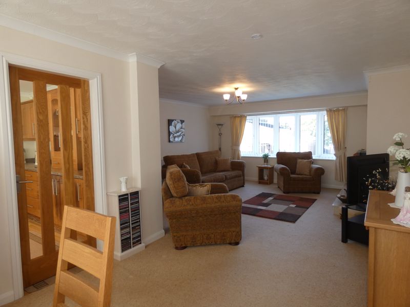 Lounge/Dining Room- click for photo gallery